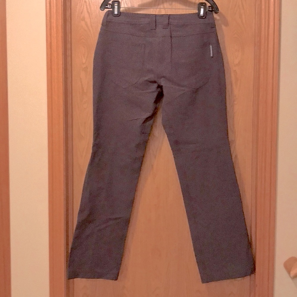 New $90 ExOfficio straight leg water repellent stretch pants size 6 x 31.5”
